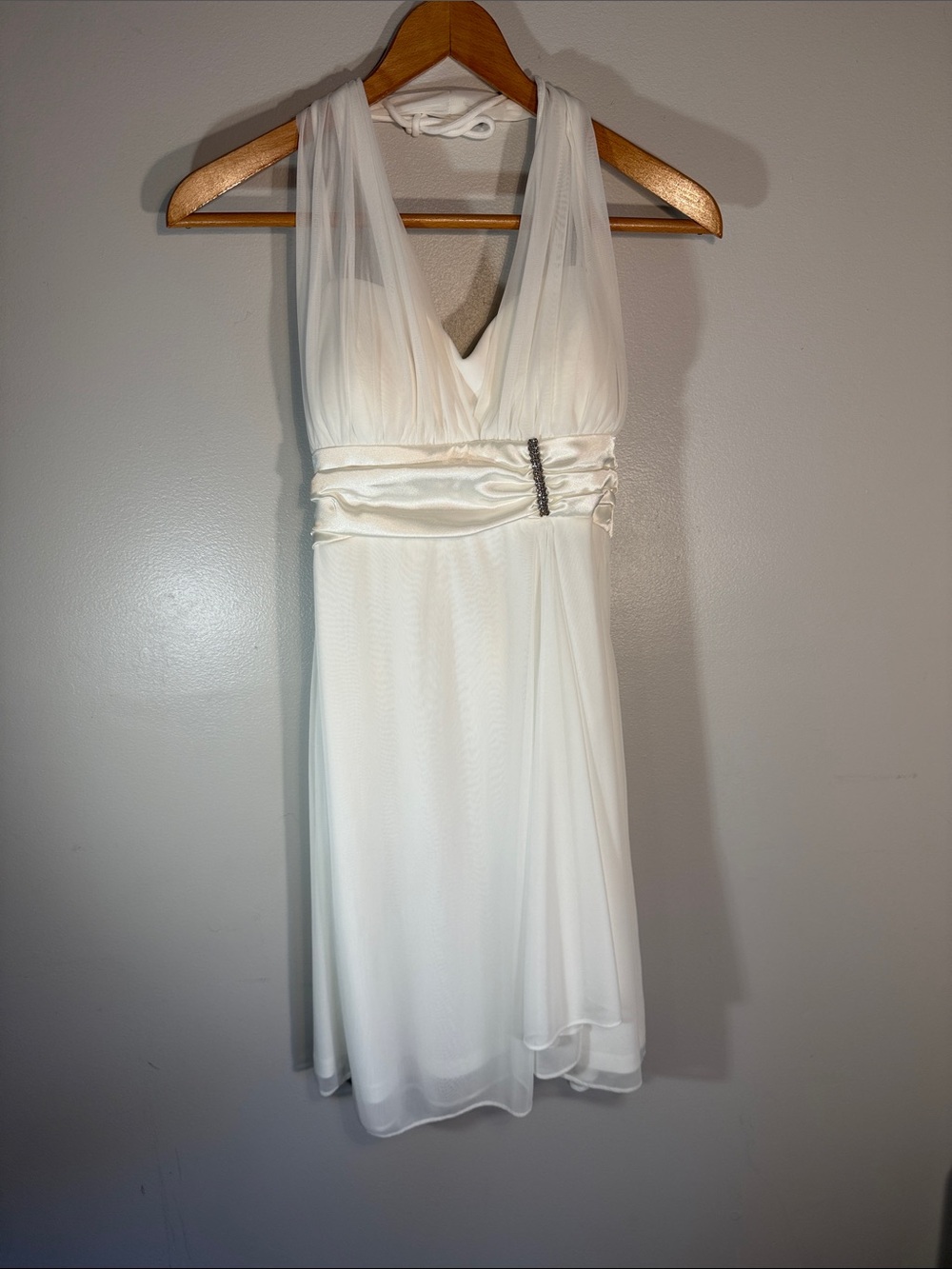Ivory Oxyx Nite Short Cascade Front Dress With Rhinestones, Small NWT